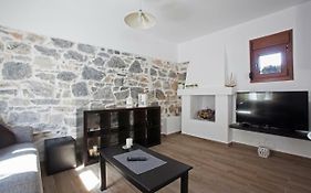 Antoni'S House Makri